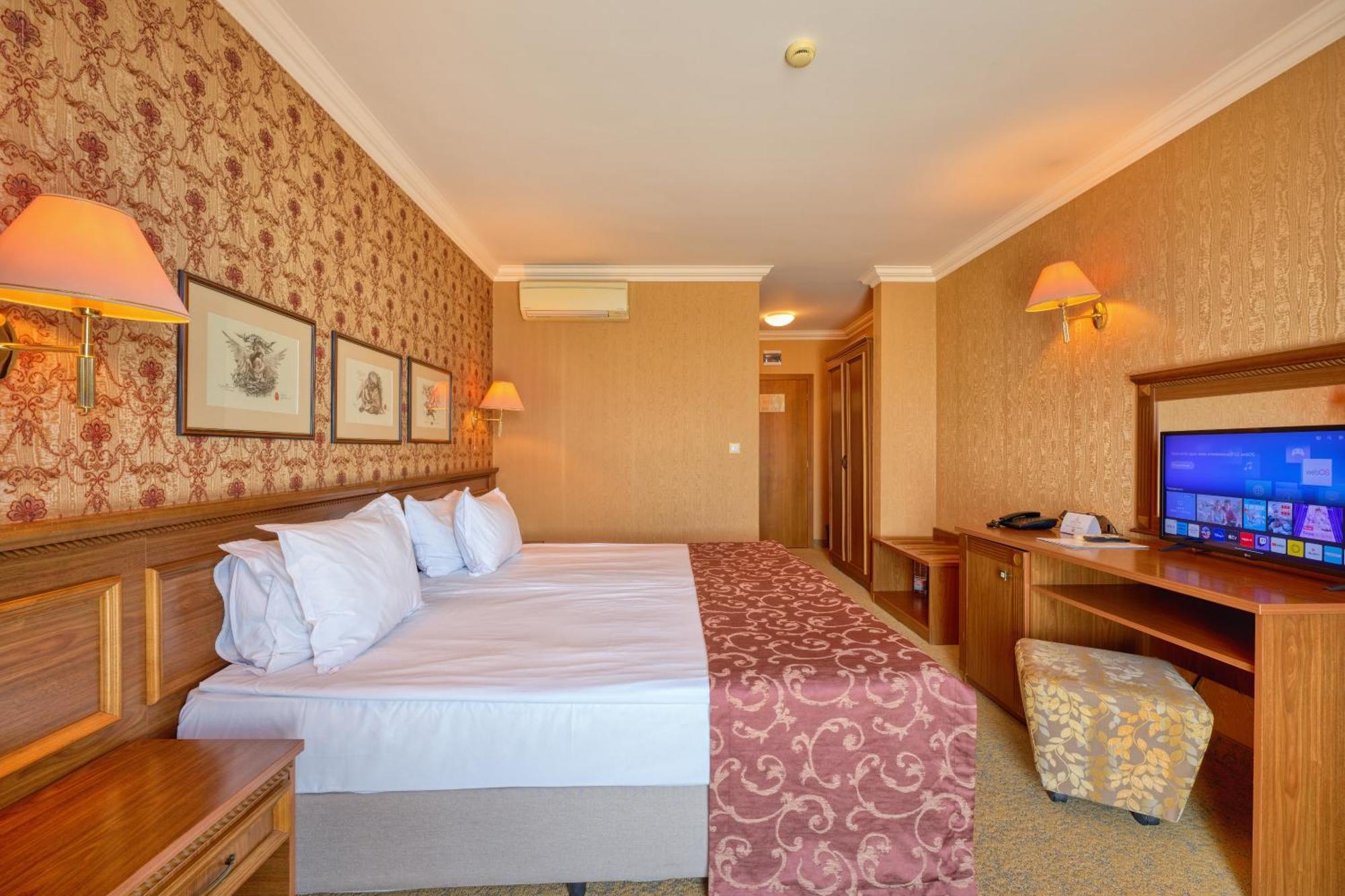 Hotel Club Central Hisarya Dış mekan fotoğraf