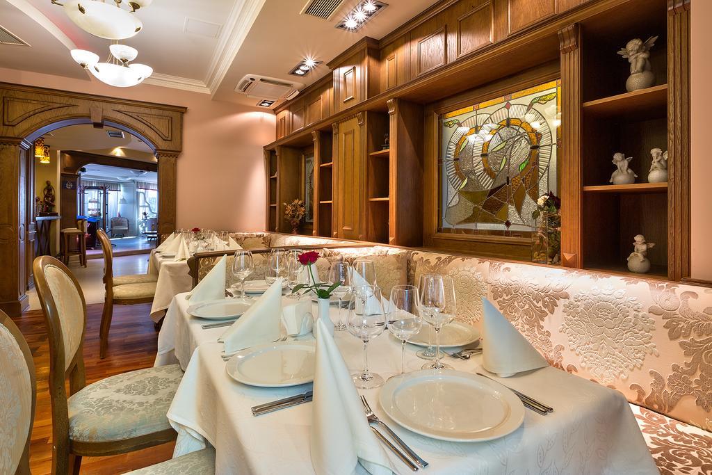 Hotel Club Central Hisarya Dış mekan fotoğraf