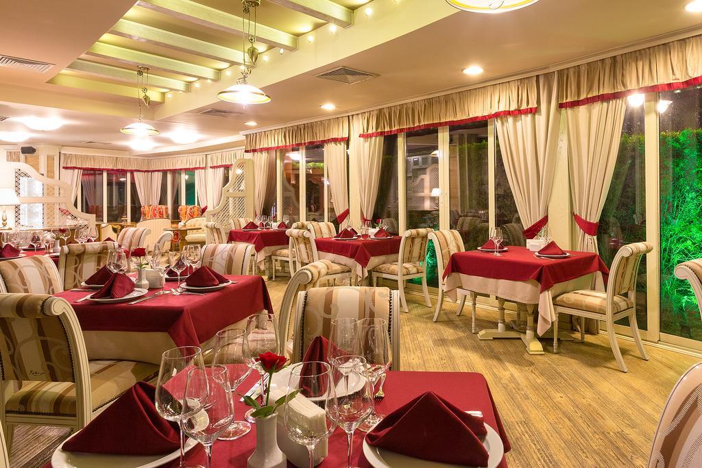 Hotel Club Central Hisarya Dış mekan fotoğraf