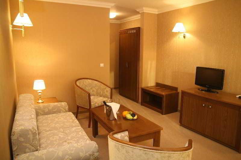 Hotel Club Central Hisarya Dış mekan fotoğraf